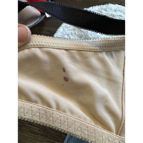 ADORE ME 44D Black Lace Bra - Picture 7 of 11